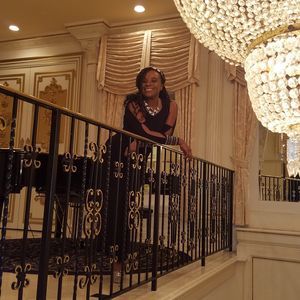 Meet your Posher, Bruni-ayiti